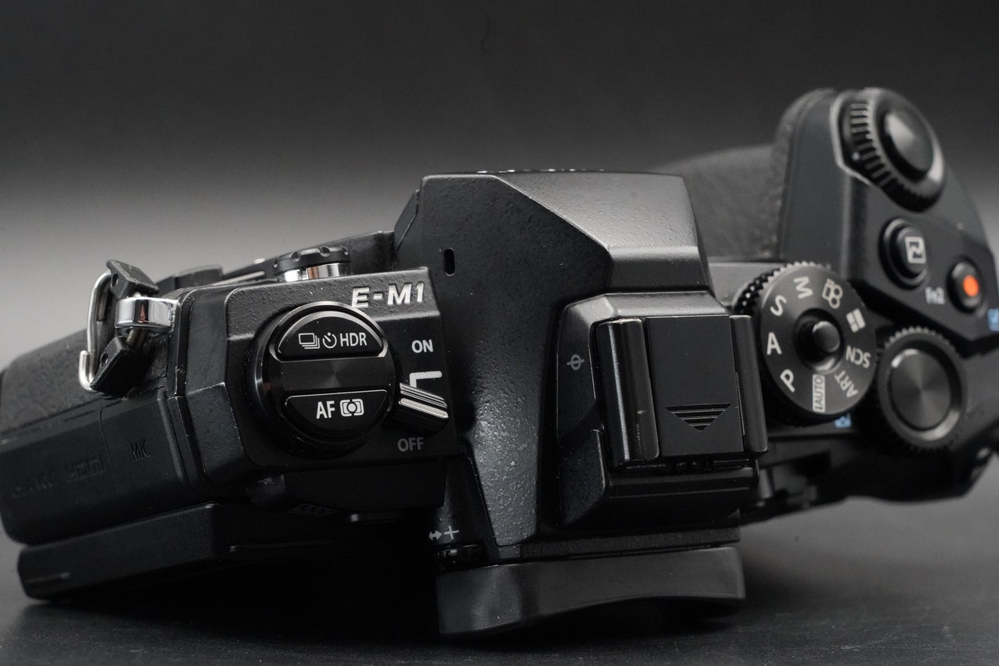 Olympus OM-D E-M1 Digital Camera Black Body From JAPAN US Duty Paid 10989