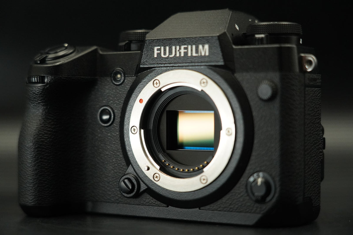 Fujifilm X-H1 24.3 MP Mirrorless Camera Black -37 cuts- US STOCK #12336