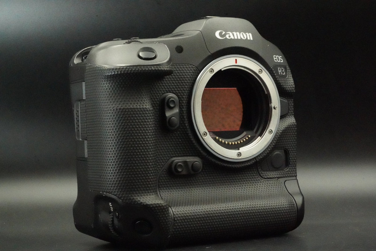 Canon EOS R3 Mirrorless Digital Camera -240K (48%) cuts- #12730