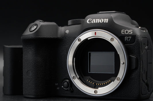 Canon EOS R7 Mirrorless Digital Camera US STOCK #11304