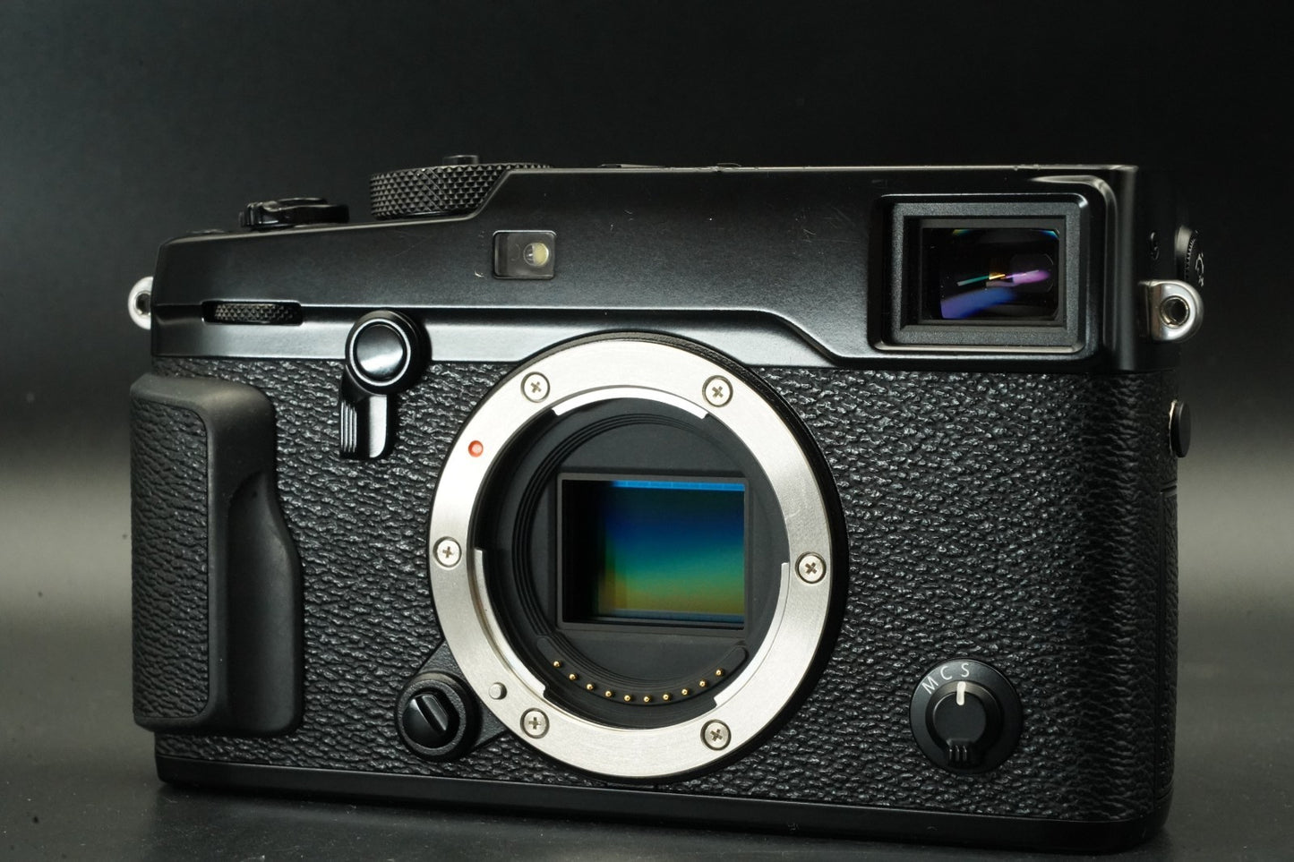 4623 cuts!! Fujifilm X-Pro2 24.3MP Mirrorless Digital Camera Black 11649