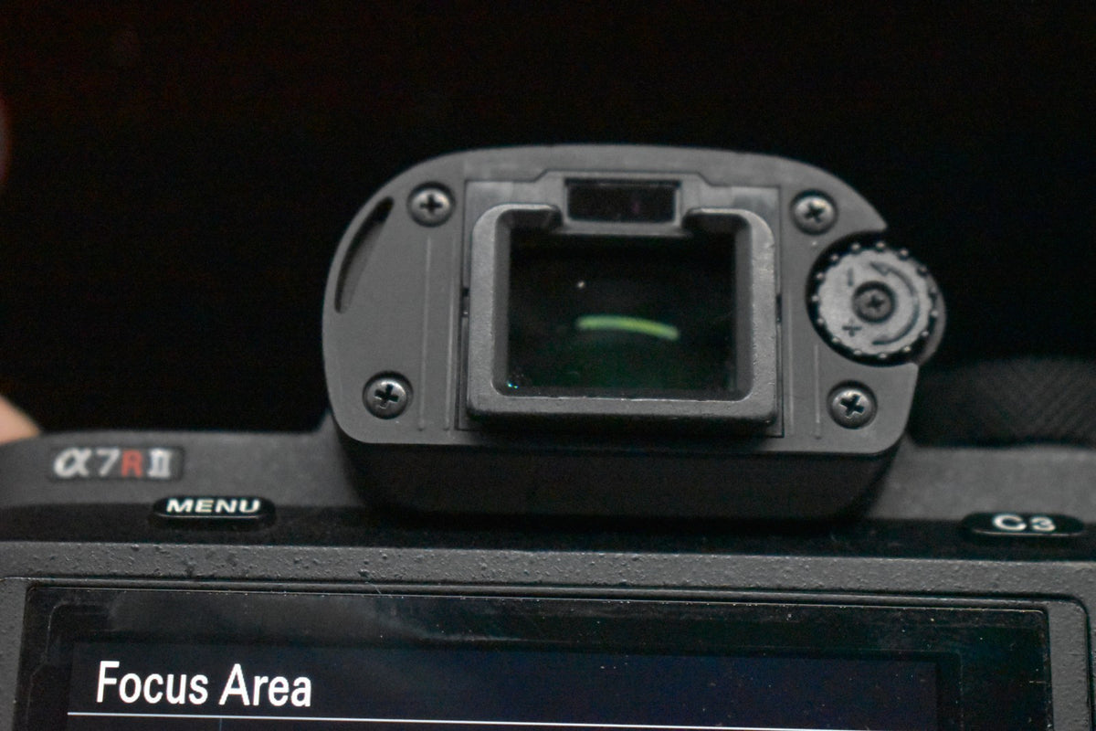 [US Duty Paid] Sony ILCE-7RM2 A7R II Mirrorless Digital SLR Camera English 8227
