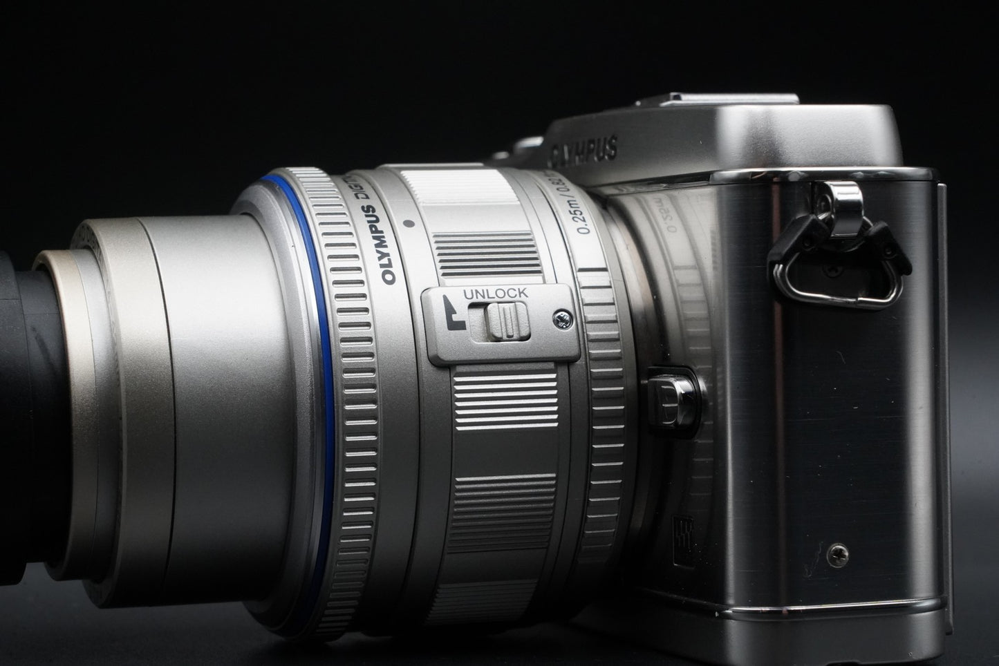 Olympus PEN E-P3 12.3MP Digital Camera Silver US Duty Paid 10538