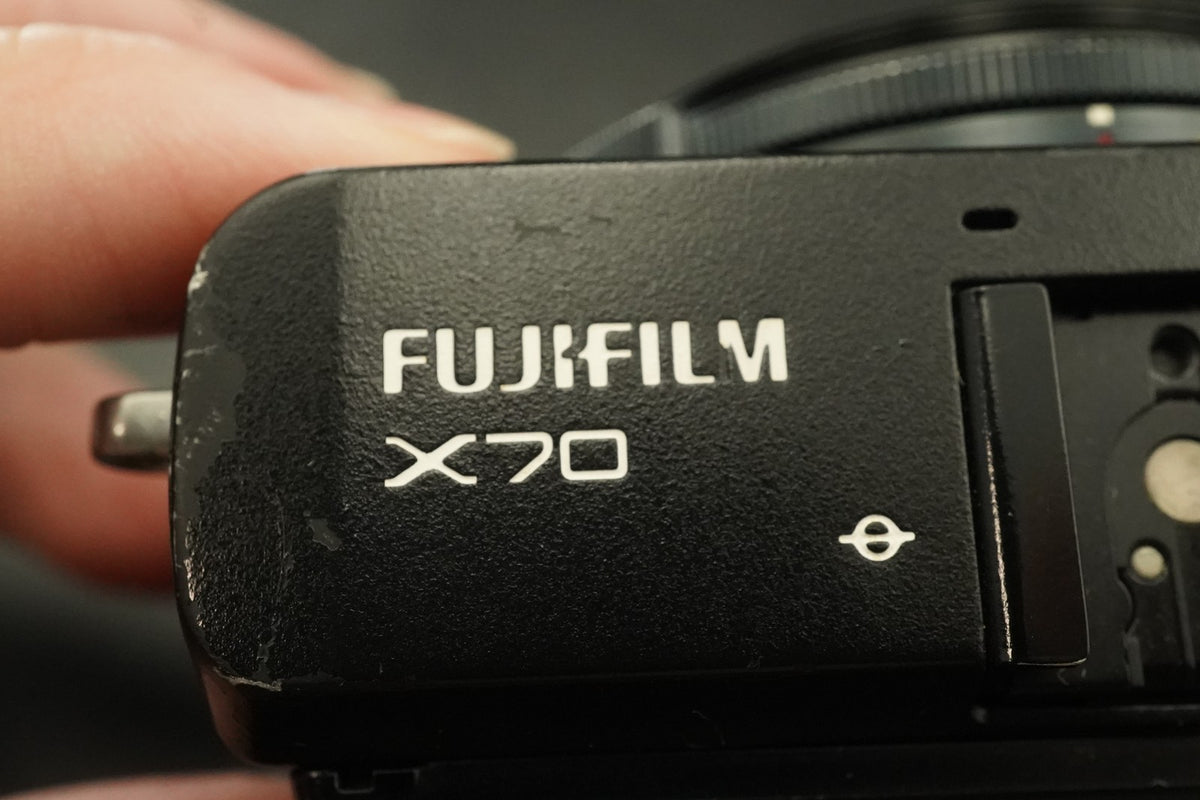 Fujifilm Fuji X70 X 70 Black 16.3MP Digital Camera #11988