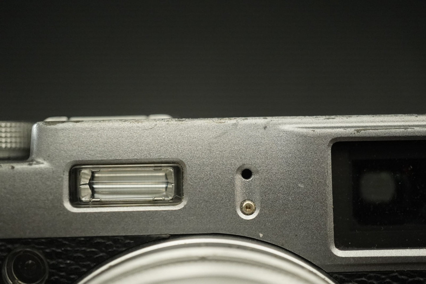 Fujifilm X100 FinePix X Series 12.3MP Silver Digital Camera US Duty Paid 11656