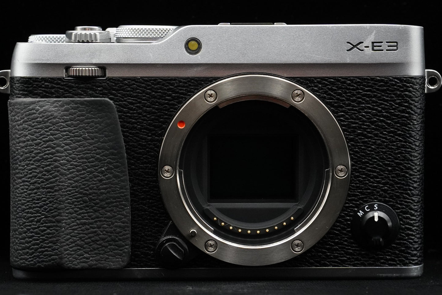 Fujifilm X-E3 24.3MP Mirrorless Digital Camera Silver Body US DUTY PAID 10346