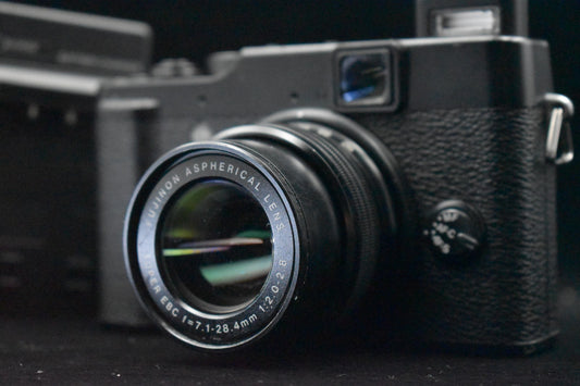 [US Duty Paid] Fujifilm X10 Black pPoint and Shoot Compact Digital Camera 9363