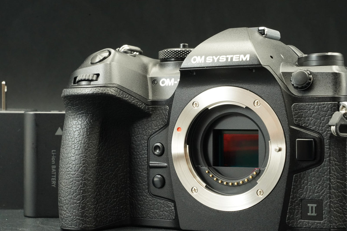 OM SYSTEM OM-1 Mark II Mirrorless Camera -5679 cuts- US STOCK #12334