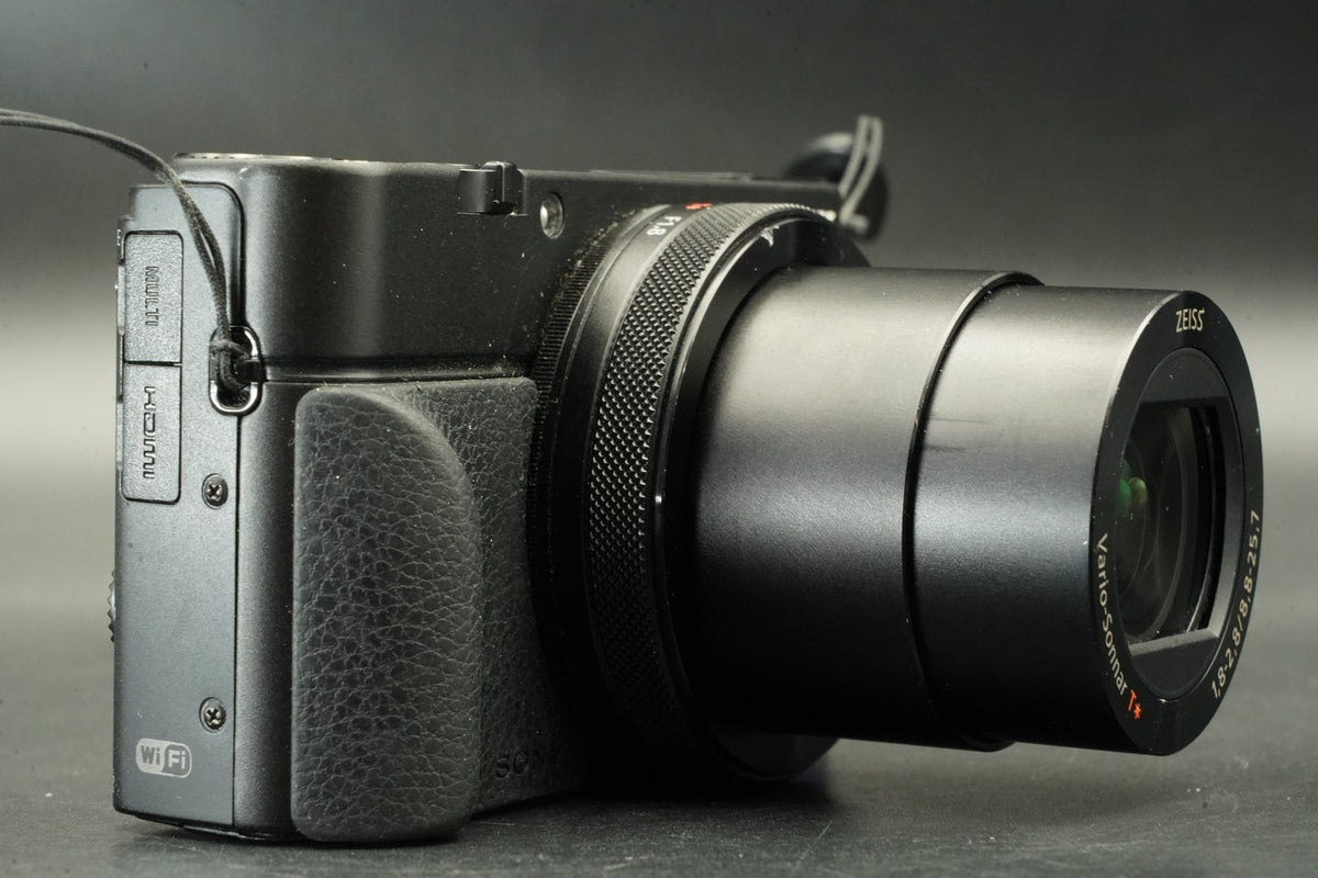 Sony Cyber-Shot DSC-RX100M4 IV 20.1MP 4K Digital Camera #11987