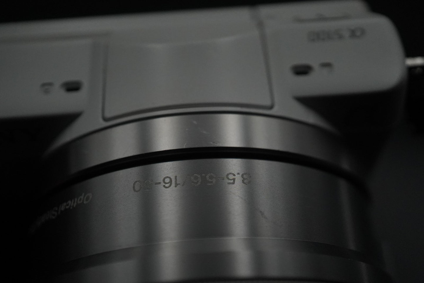 12191 cuts! Sony a5100 Mirrorless Digital Camera White US Duty Paid 11201