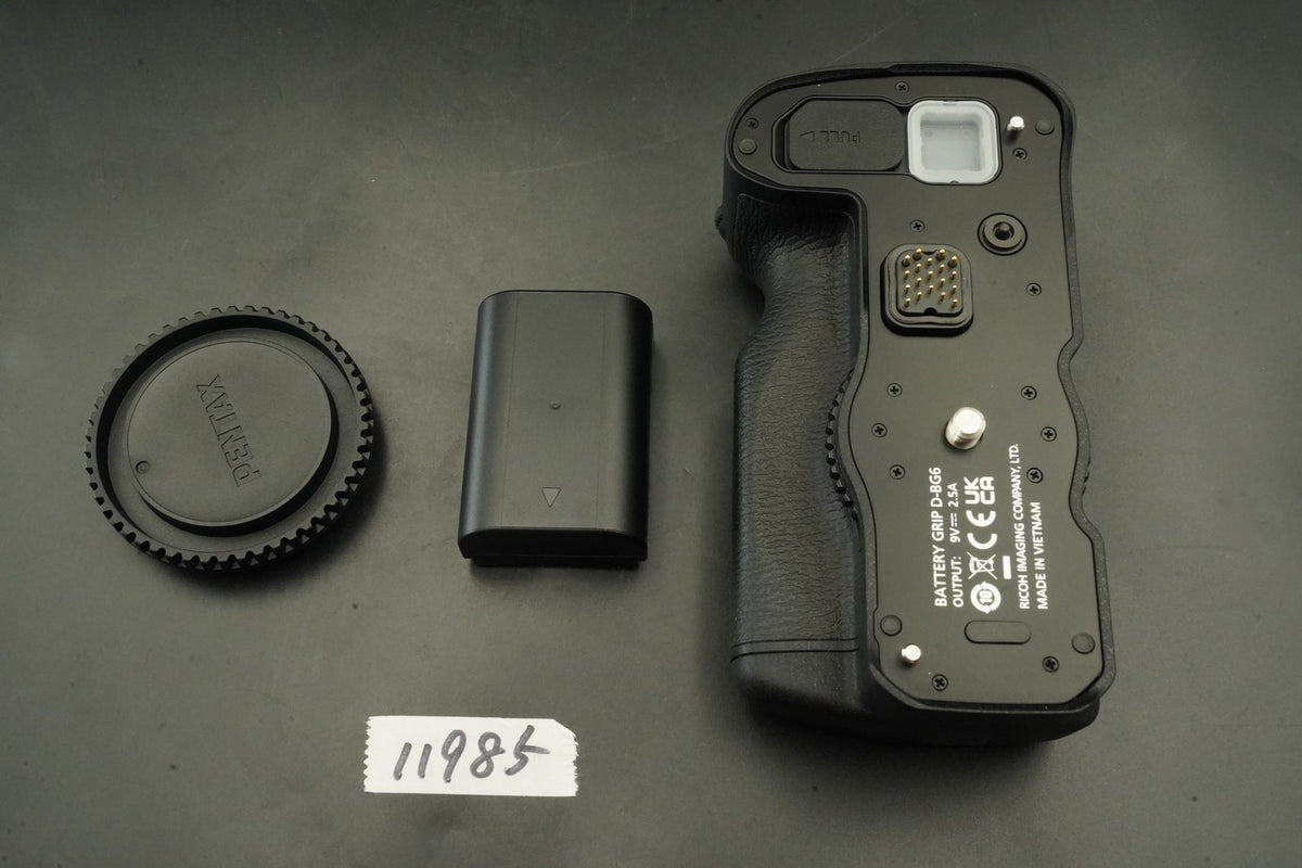 PENTAX K-1 Mark II Digital Camera + D-BG6 Battery Grip -SC 2%- #11985
