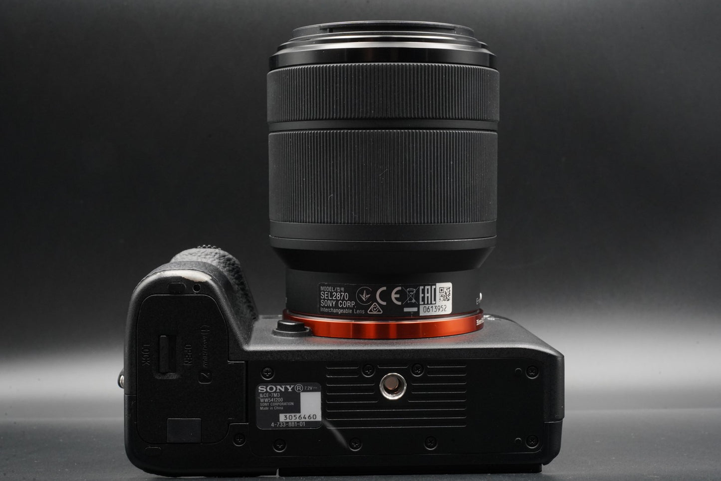 Sony Alpha a7 III ILCE-7M3 Mirrorless Digital Camera w/ FE 28-70 Lens 10678