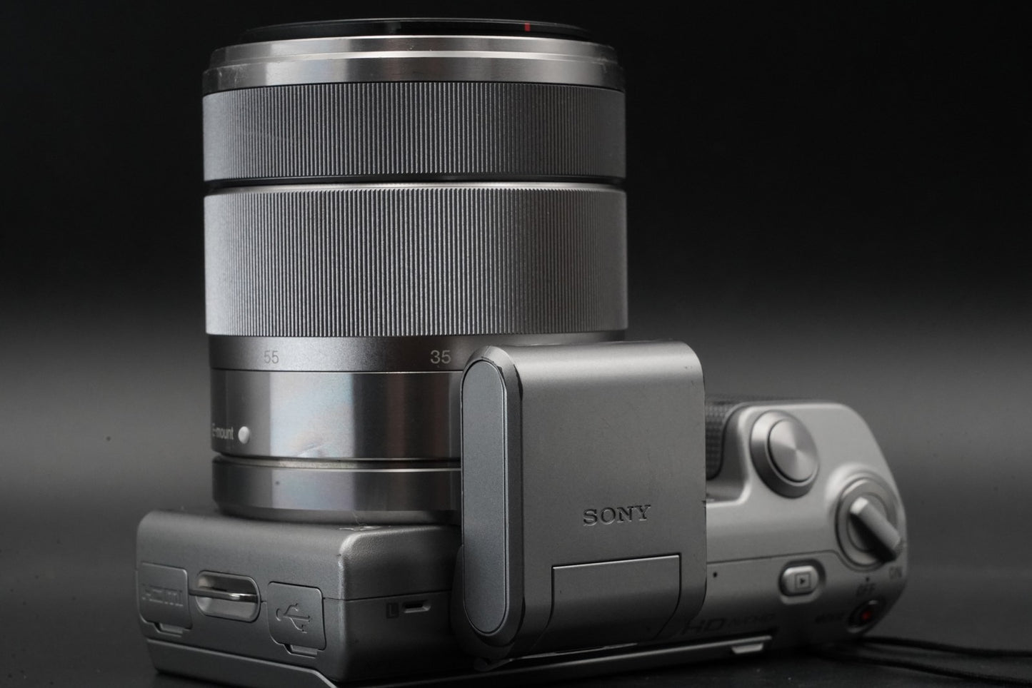 English OK! Sony NEX-5 Mirrorless Camera Bundle with 2 Lens Silver 11058