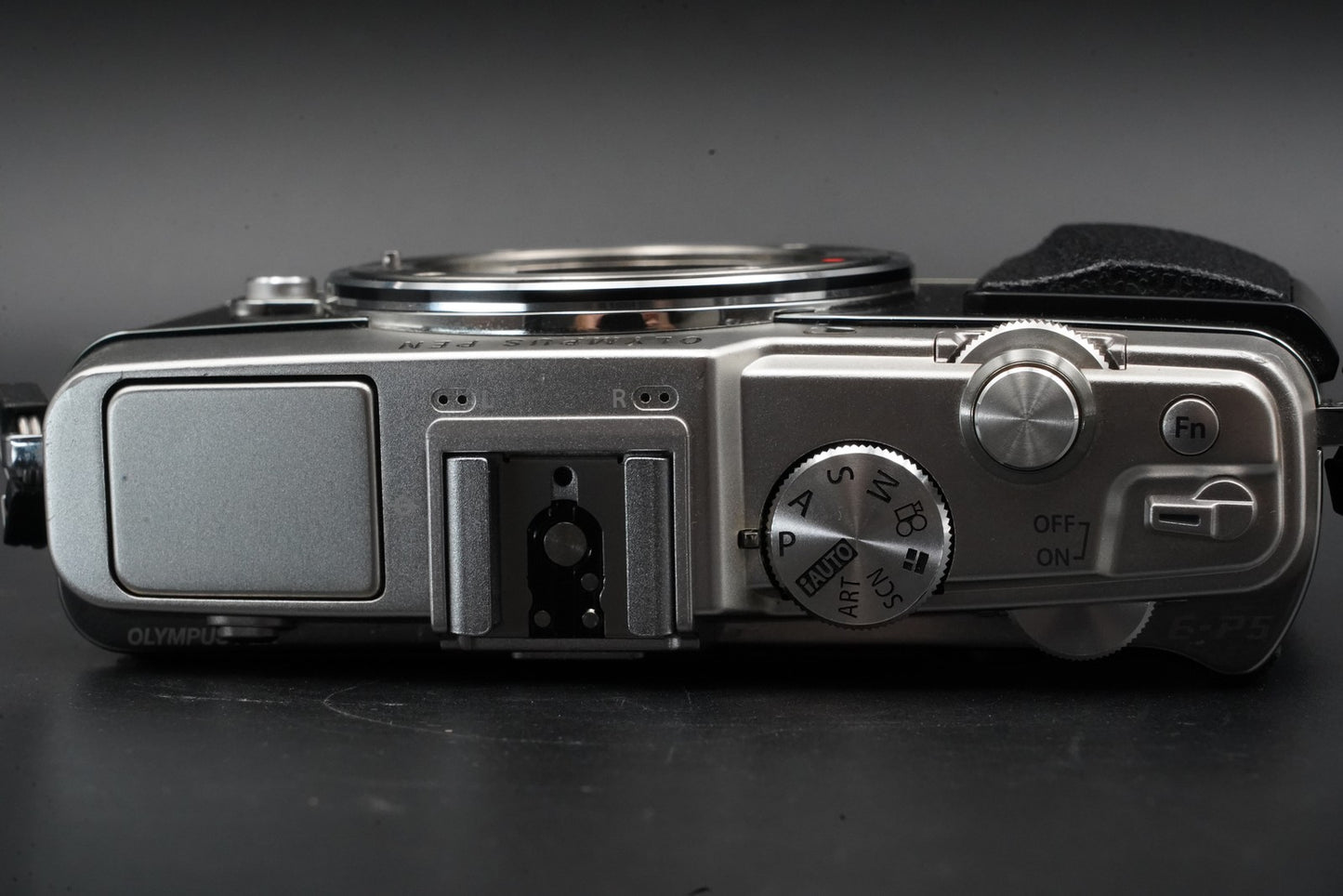Olympus PEN E-P5 Silver Body Wifi Digital Camera Japan US Duty Paid 10762