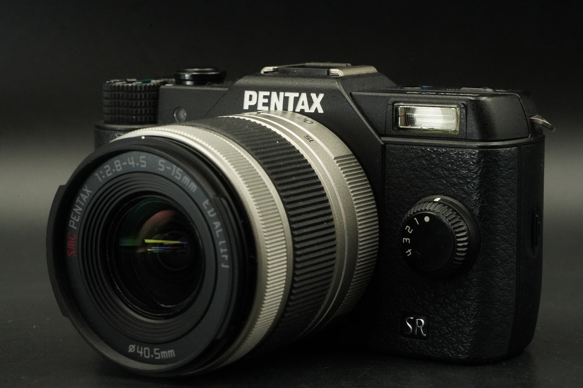 Pentax Q10 noir avec kit objectif zoom 5-15 mm noir 02 - 2758 coupes - US STO...