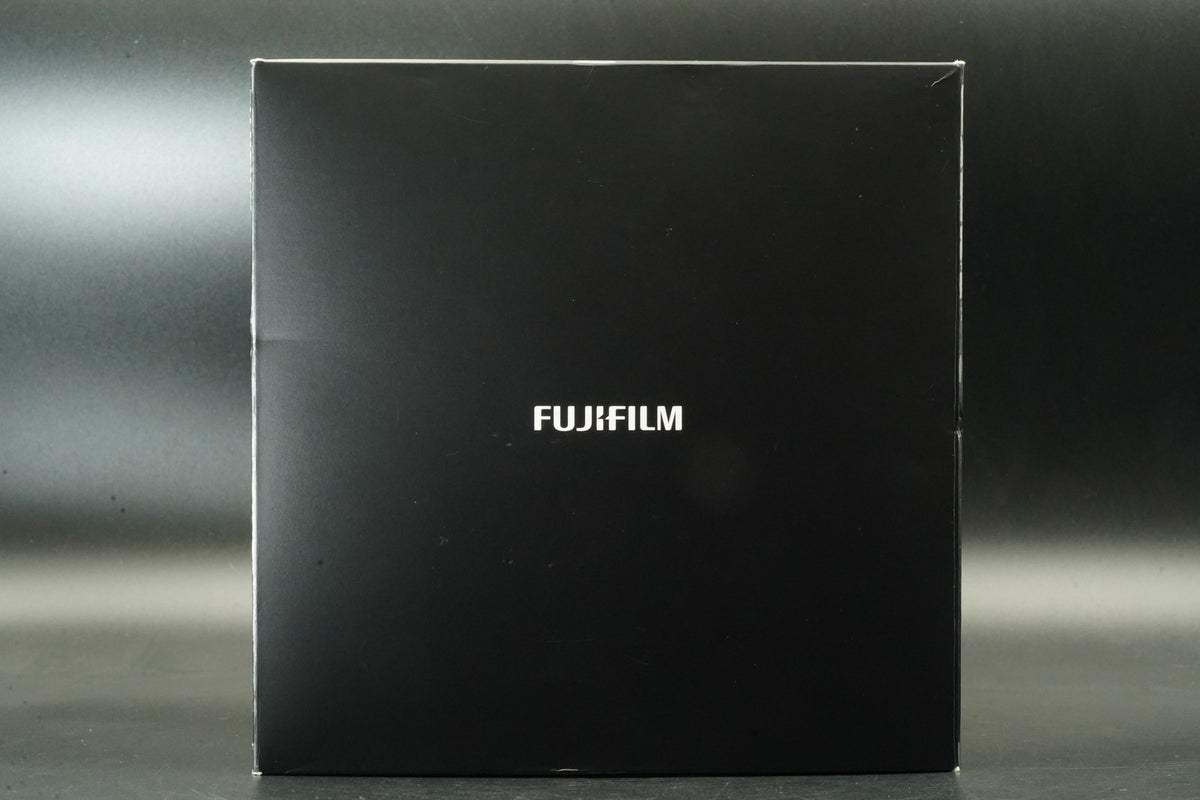 Fujifilm X100F 24.3MP Digital Camera Black -19000 cuts- #11885