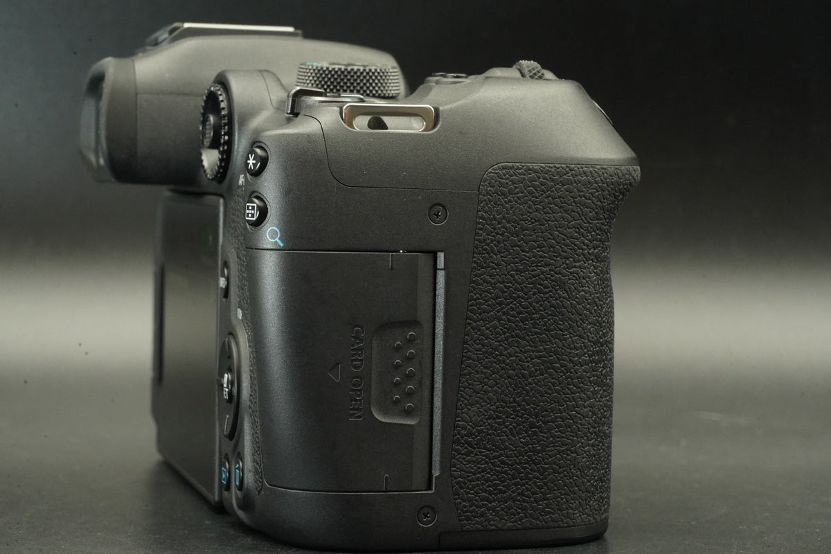 Canon EOS R7 Mirrorless Digital Camera -12% cuts- US STOCK #11669