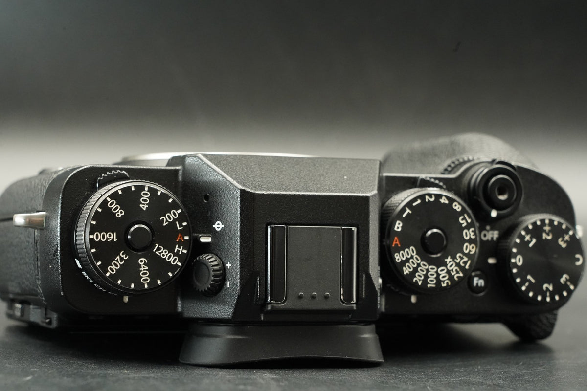 Fujifilm X-T2 Mirrorless Digital Camera -1 cuts- #11526