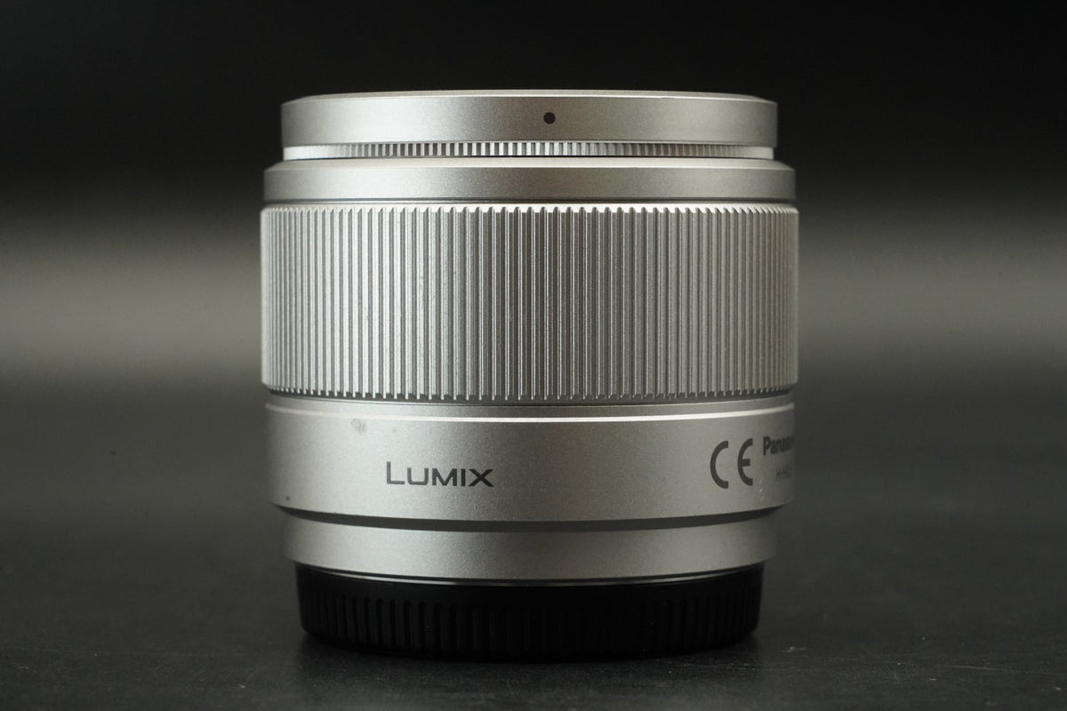 Panasonic LUMIX DC-GF9 Orange 32mm Lens +  25mm f/1.7 English OK!! #11587