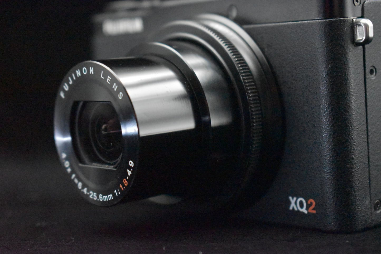 [US Duty Paid] FUJIFILM XQ2 Compact Digital Camera Black 9441