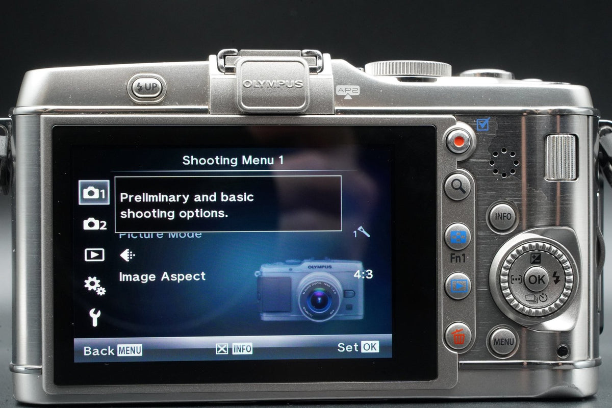 Olympus PEN E-P3 12.3MP Digital Camera Silver US STOCK #10538