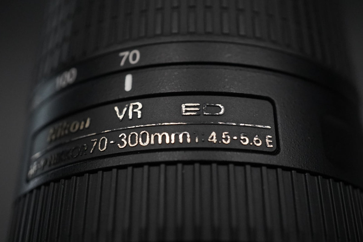 Nikon AF-P NIKKOR 70-300ｍｍ f4.5-5.6 E ED VR Zoom Lens US STOCK #10709