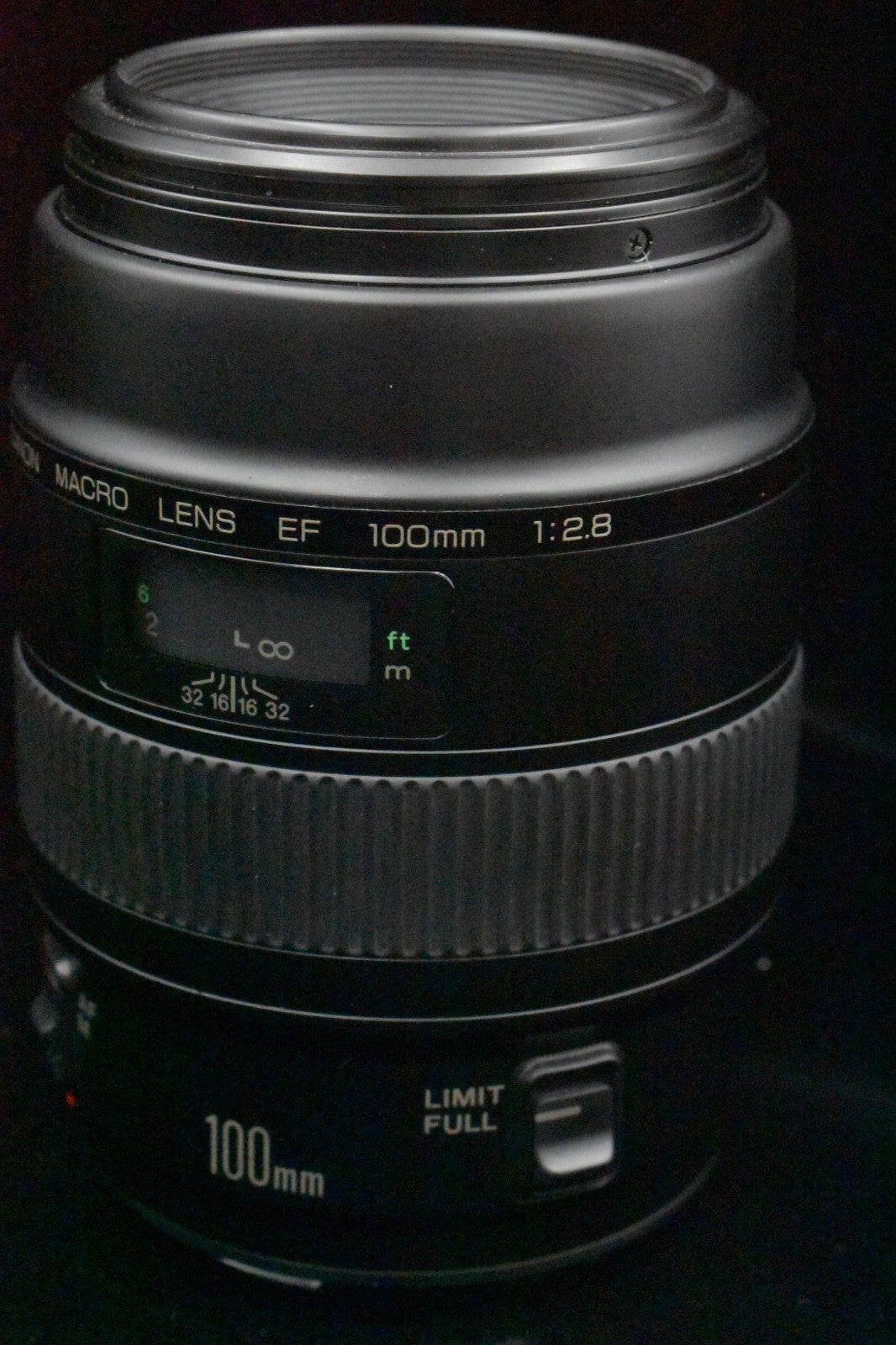 Canon EF 100mm f/2.8 Macro Portrait Prime AF Lens US Duty Paid 10634