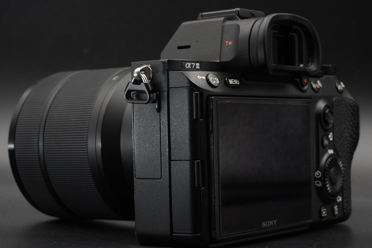 Sony Alpha a7 III ILCE-7M3 Mirrorless Digital Camera w/ FE 28-70 Lens #10826
