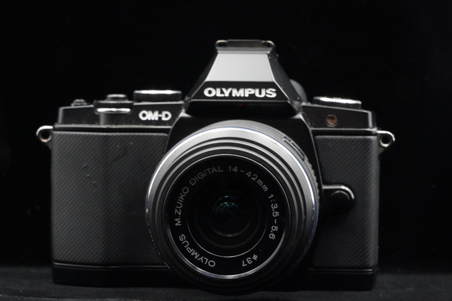 Olympus OM-D E-M5 Mirrorless Digital Camera with Lens Black US Duty Paid 10048