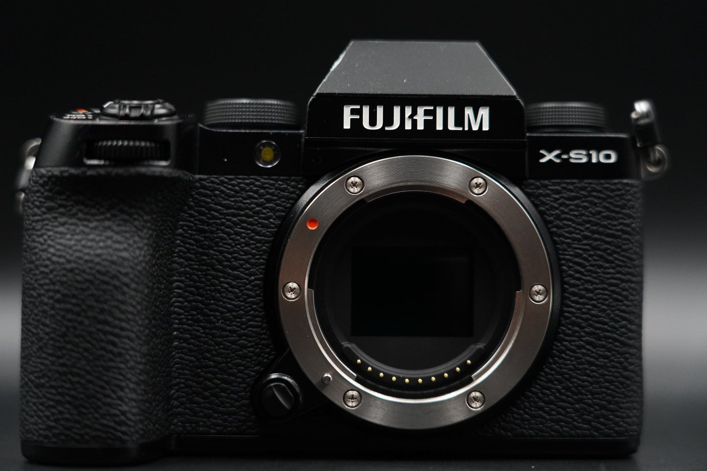 Fujifilm Fuji X-S10 Black Mirrorless Digital Camera US DUTY PAID 10465