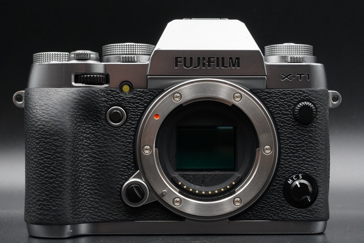 Fujifilm X-T1 16.3MP Mirrorless Digital Camera Black US STOCK #10571