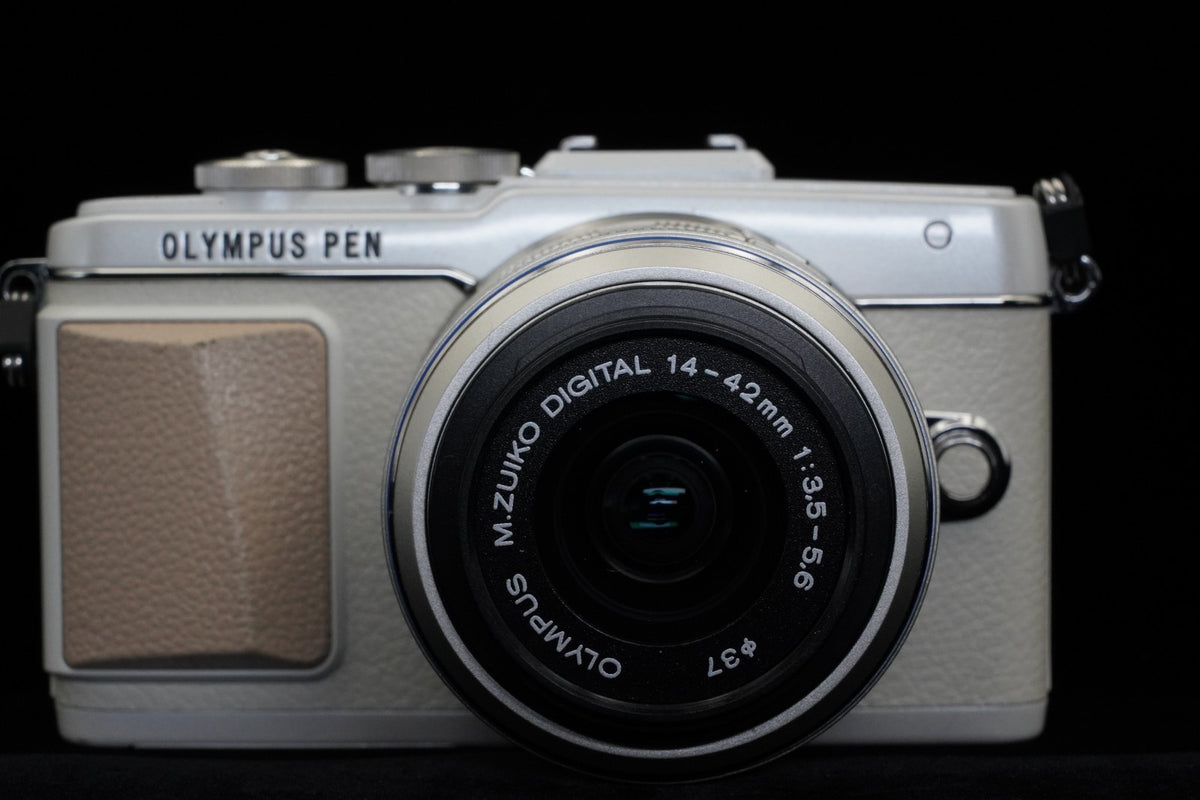 Olympus PEN E-PL7 Digital Camera White with 14-42mm Lens US STOCK #10166