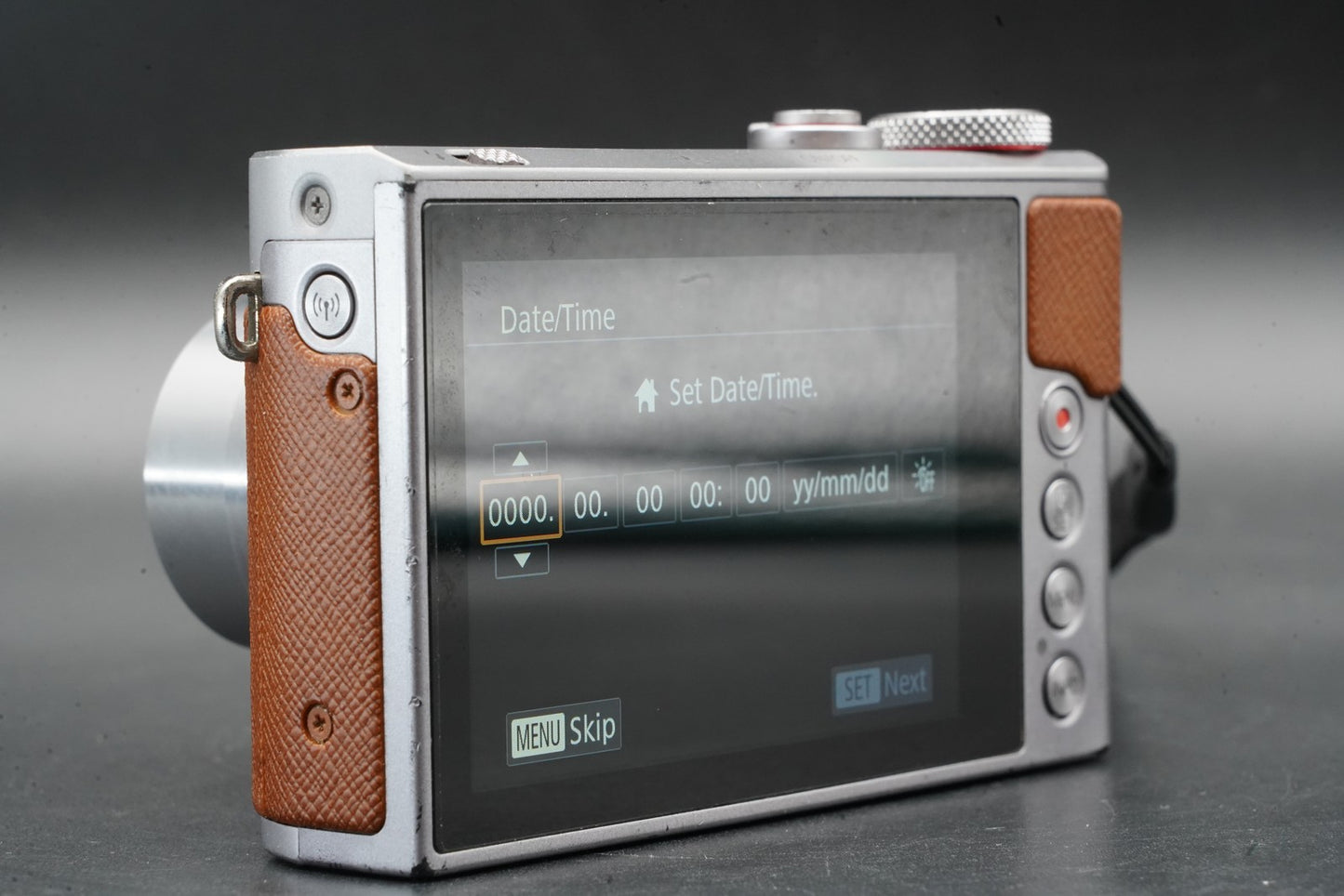 Canon Powershot G9X Mark II 20.1MP Silver Digital Camera US Duty Paid 11128