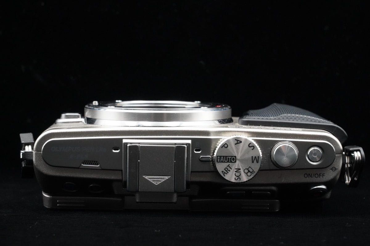 Olympus Pen E-PL5 Mirrorless Digital Camera Silver w/ Lens [] US STOCK #9645