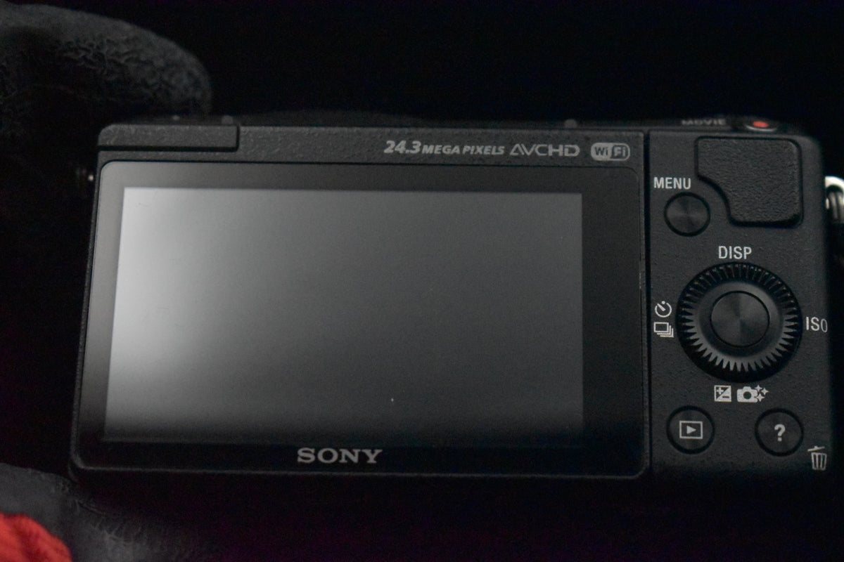 [US Duty Paid] Sony Alpha a5100 Mirrorless Digital Camera with Lens Black 9345