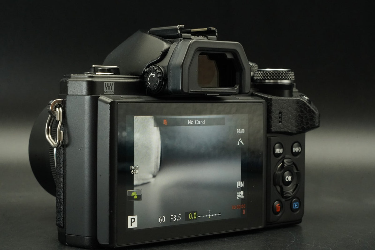 Olympus E-M10 Mark II Digital Camera Black w/ 14-42mm EZ Lens -21549 cut- #12113