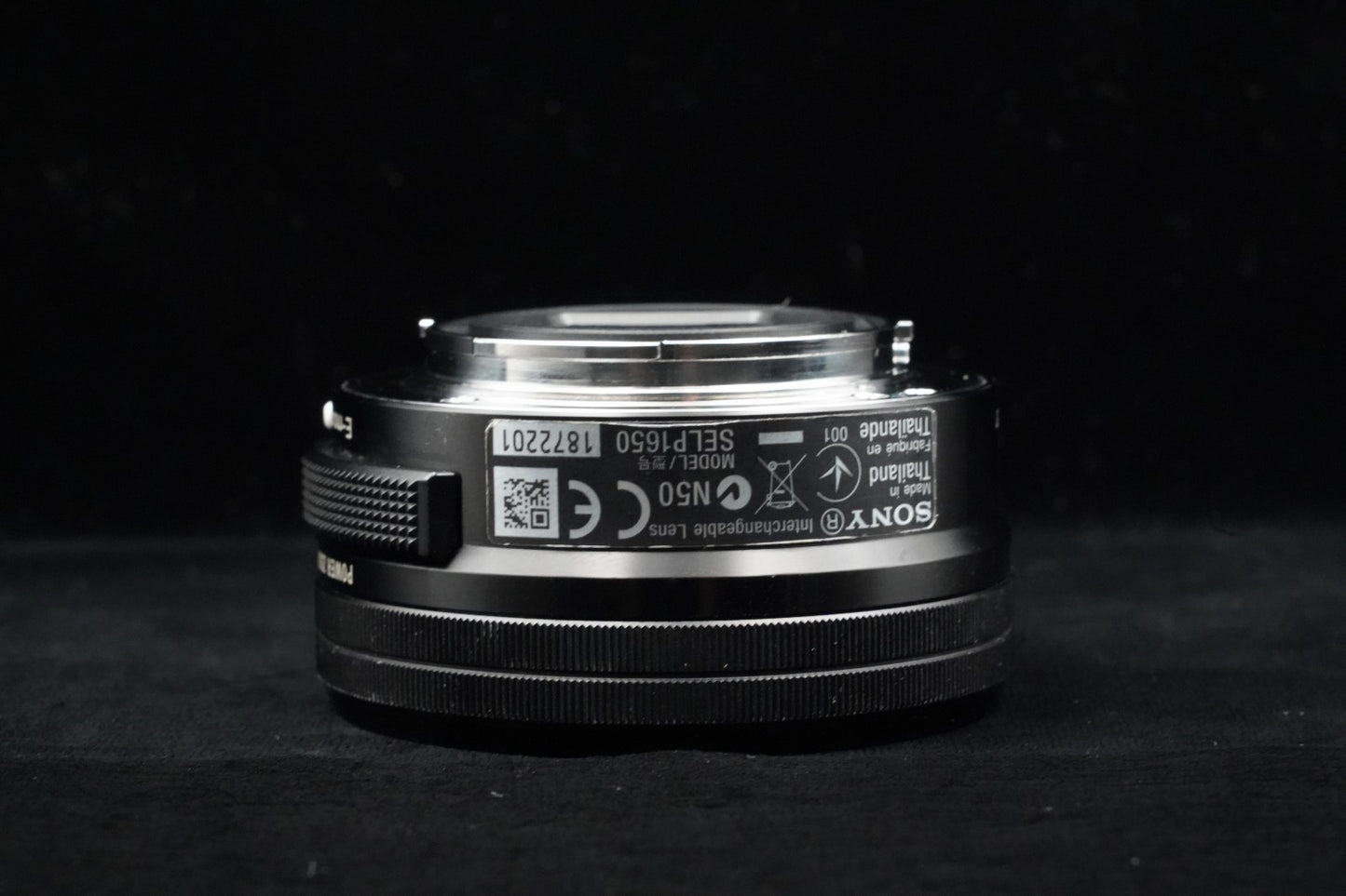 ENGLISH OK! [US Duty Paid] Sony α NEX-6 Digital Camera w/ 16-50mm PZ Lens 9660