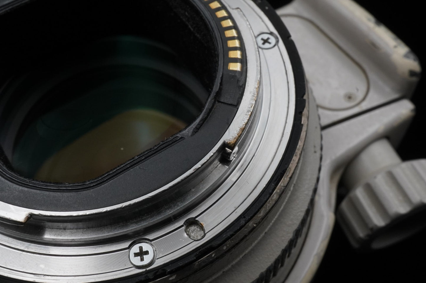 Canon EF 70-200mm f/2.8 L IS II USM Telephoto Lens US Duty Paid 9853