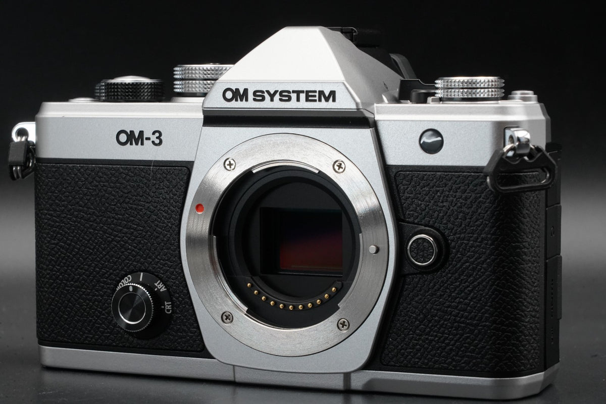 OM SYSTEM OM-3 Mirrorless Camera Silver -113 cuts- #11408