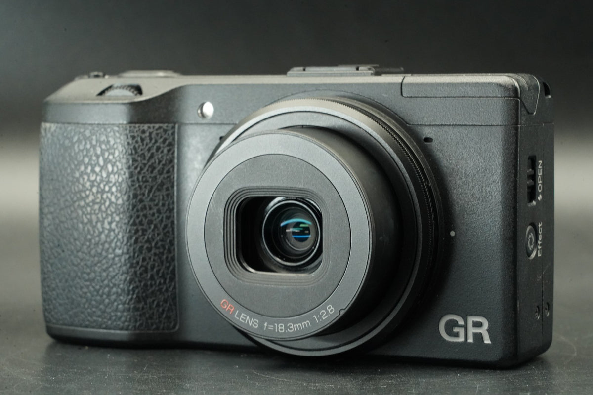 RICOH GR 16.2MP Digital Compact Camera Black JAPAN US STOCK #11964
