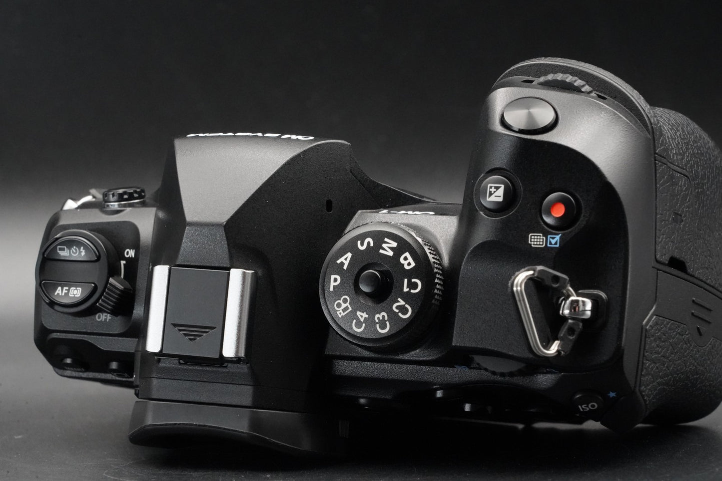 3765 cuts! OM SYSTEM OM-1 Mark II Mirrorless Camera US DUTY PAID 11088