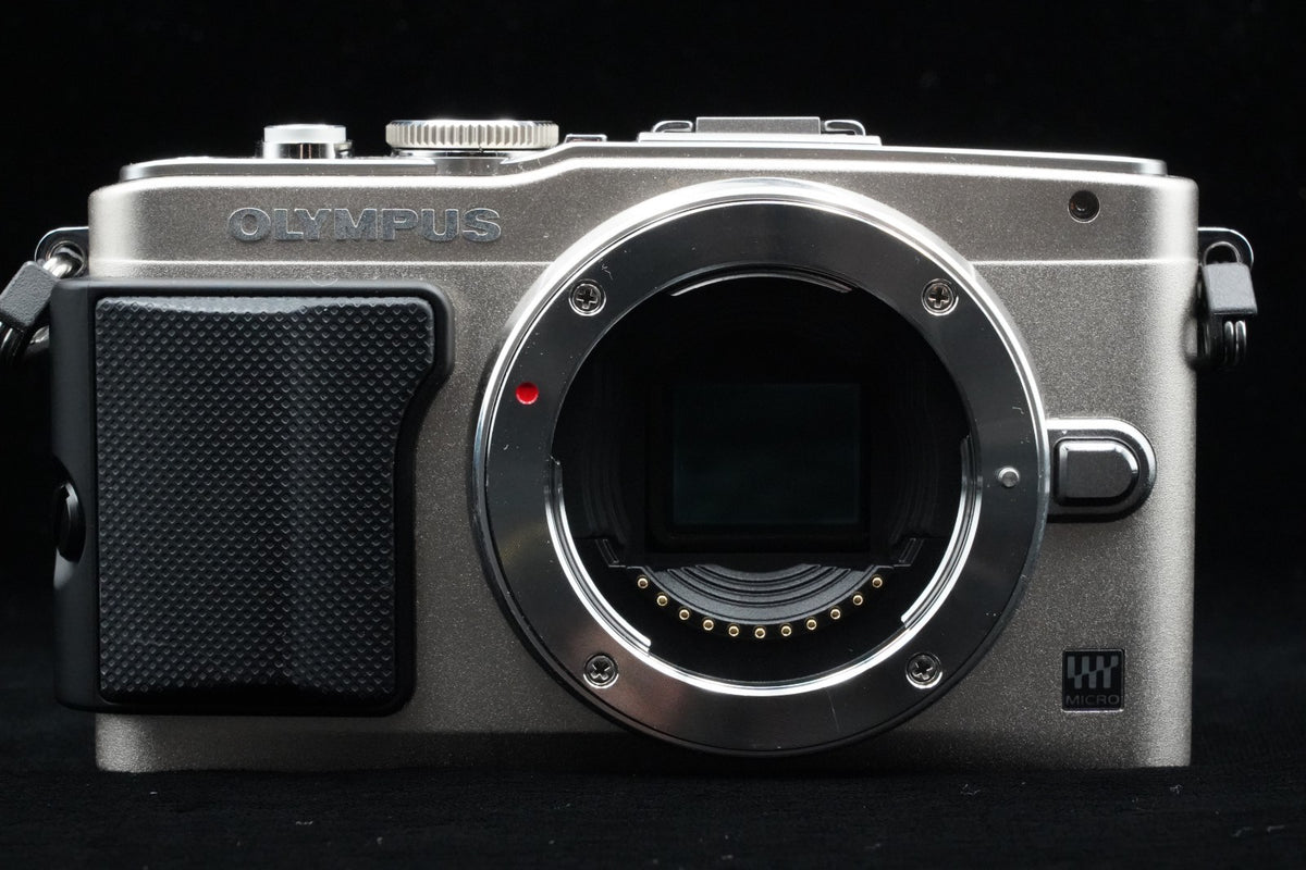 Olympus Pen E-PL5 Mirrorless Digital Camera Silver w/ Lens [] US STOCK #9645