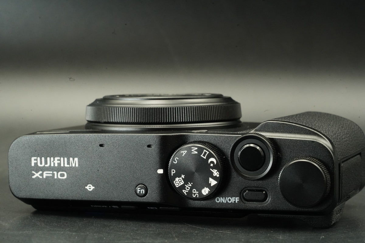 Fujifilm Fuji XF10 Compact Digital Camera Black #12099