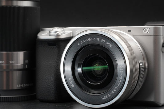 Sony Alpha A6400 Mirrorless Digital Camera with Lens Silver -87045 cuts- #12008