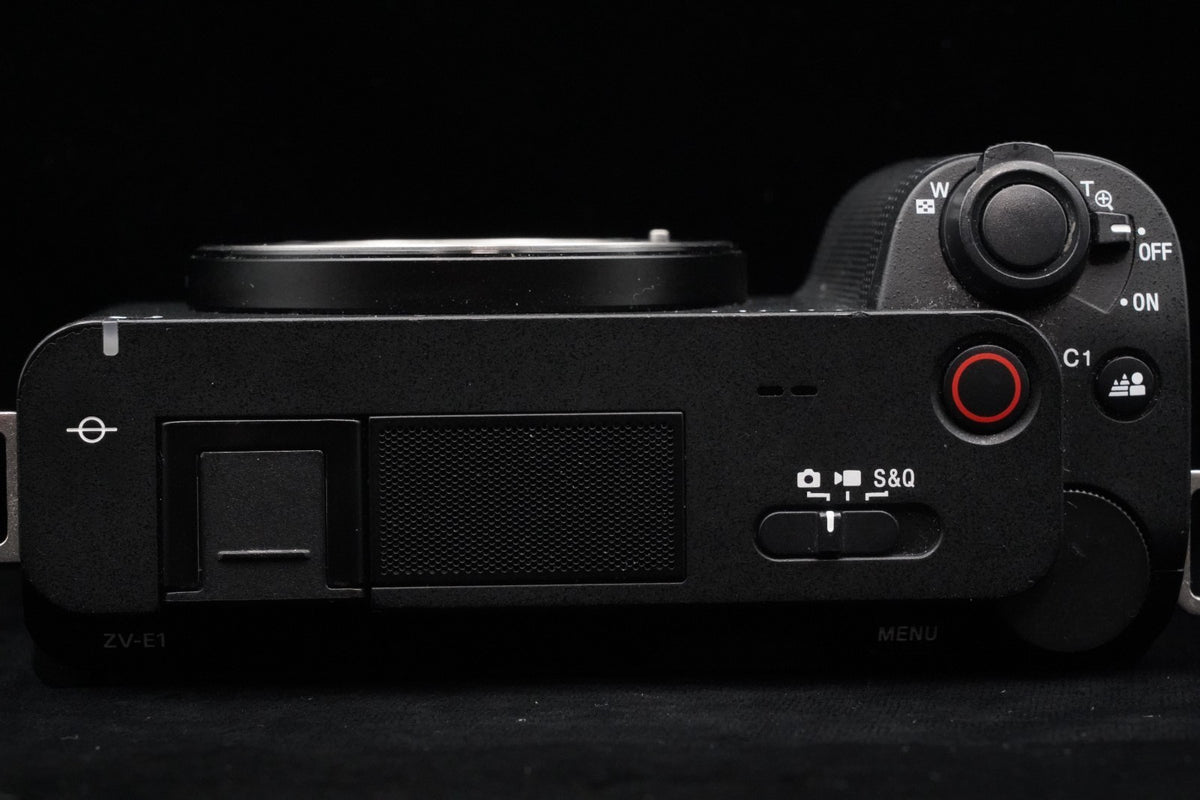 Sony Alpha ZV-E1 4K UHD fotocamera mirrorless inglese OK QUASI INUTILIZZATA...