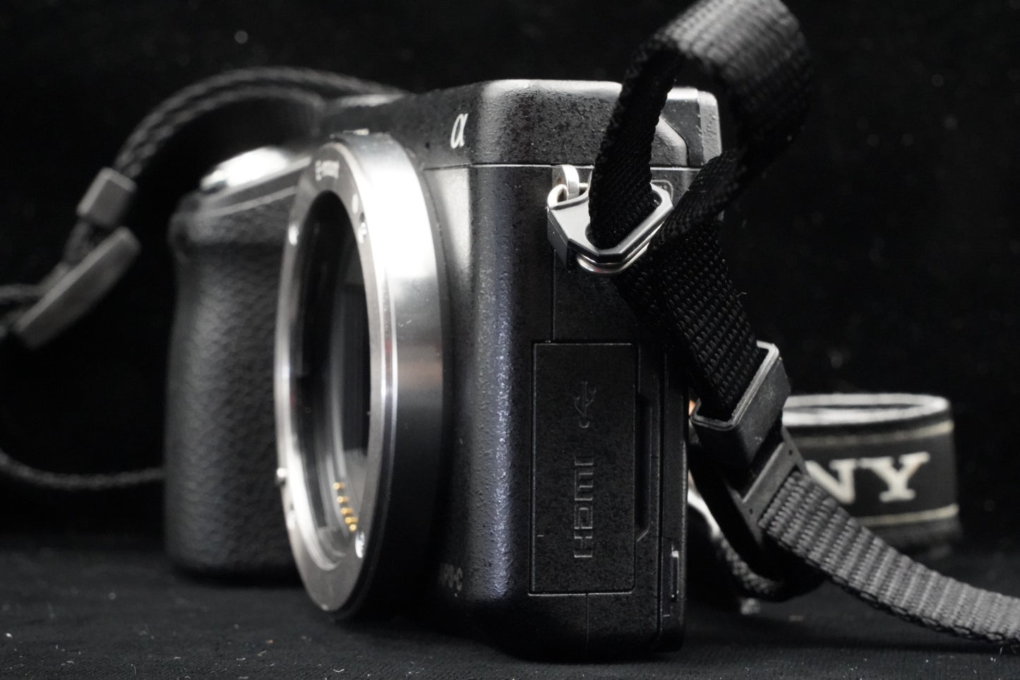 ENGLISH OK! [US Duty Paid] Sony α NEX-6 Digital Camera w/ 16-50mm PZ Lens 9306
