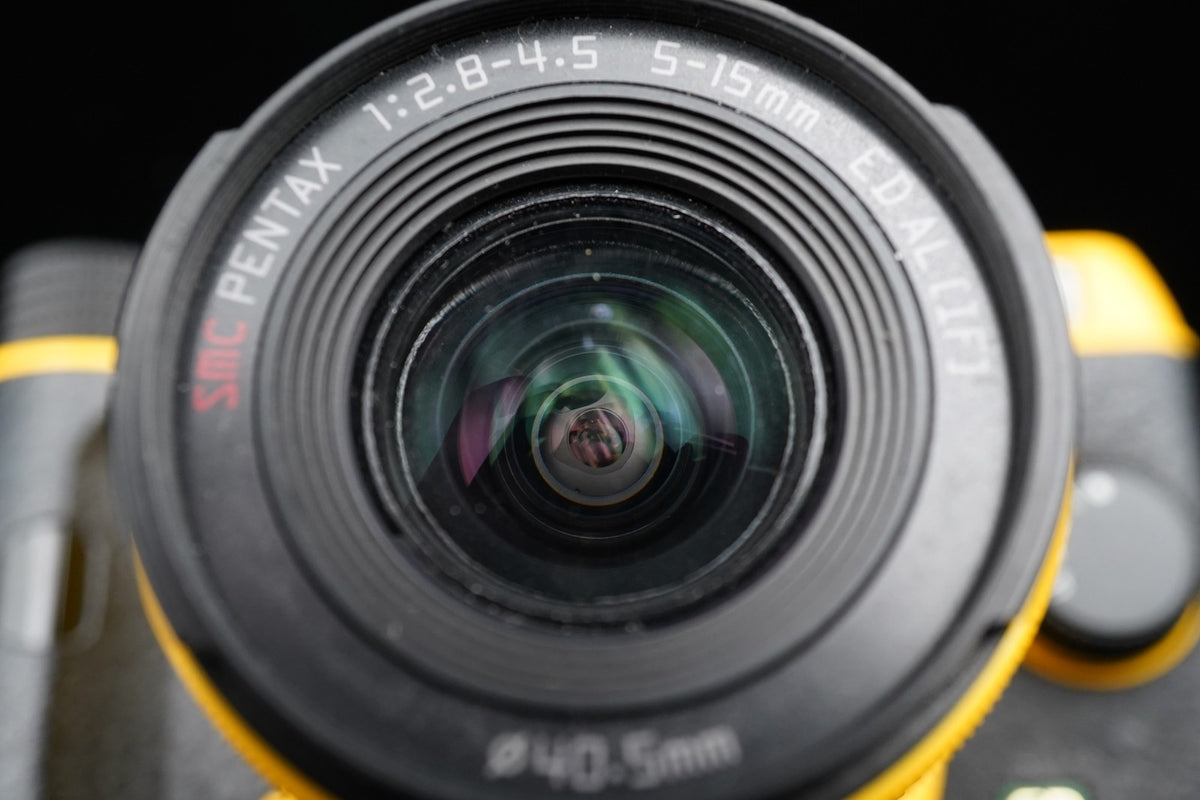Pentax Q7 Yellow Digital Mirrorless camera with Lens US STOCK #10035