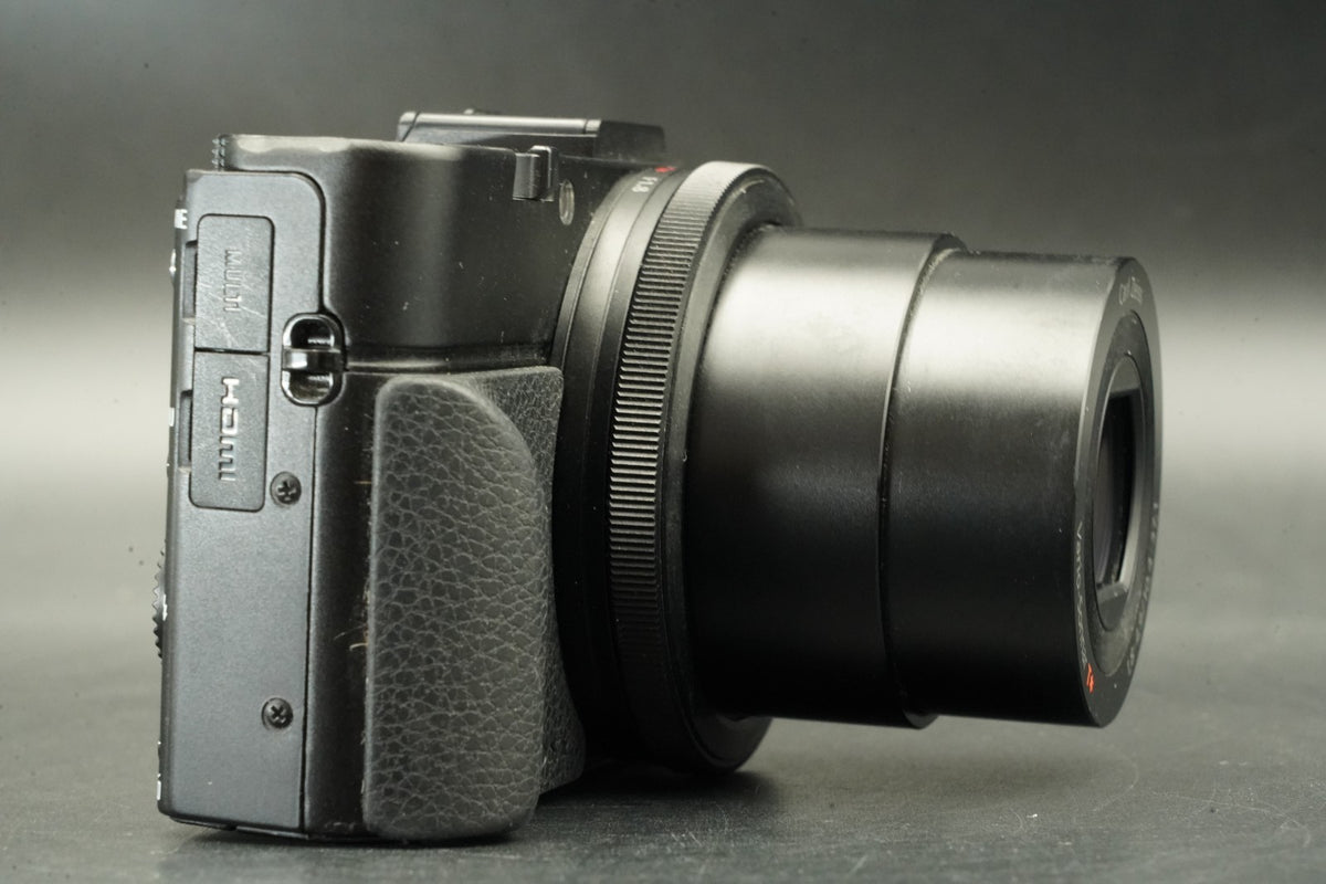 Sony Cyber-shot DSC-RX100 II M2 20.2MP Digital Camera #11941
