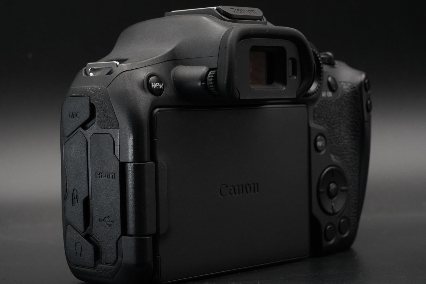 Canon EOS R7 Mirrorless Digital Camera US DUTY PAID 10819