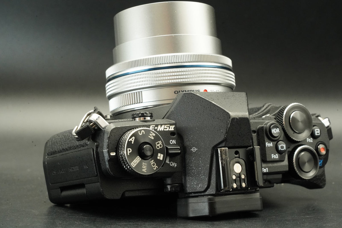 Olympus OM-D E-M5 Mark II w/ 14-42mm + 40-150mm Lens Black -16703 cuts- #12072